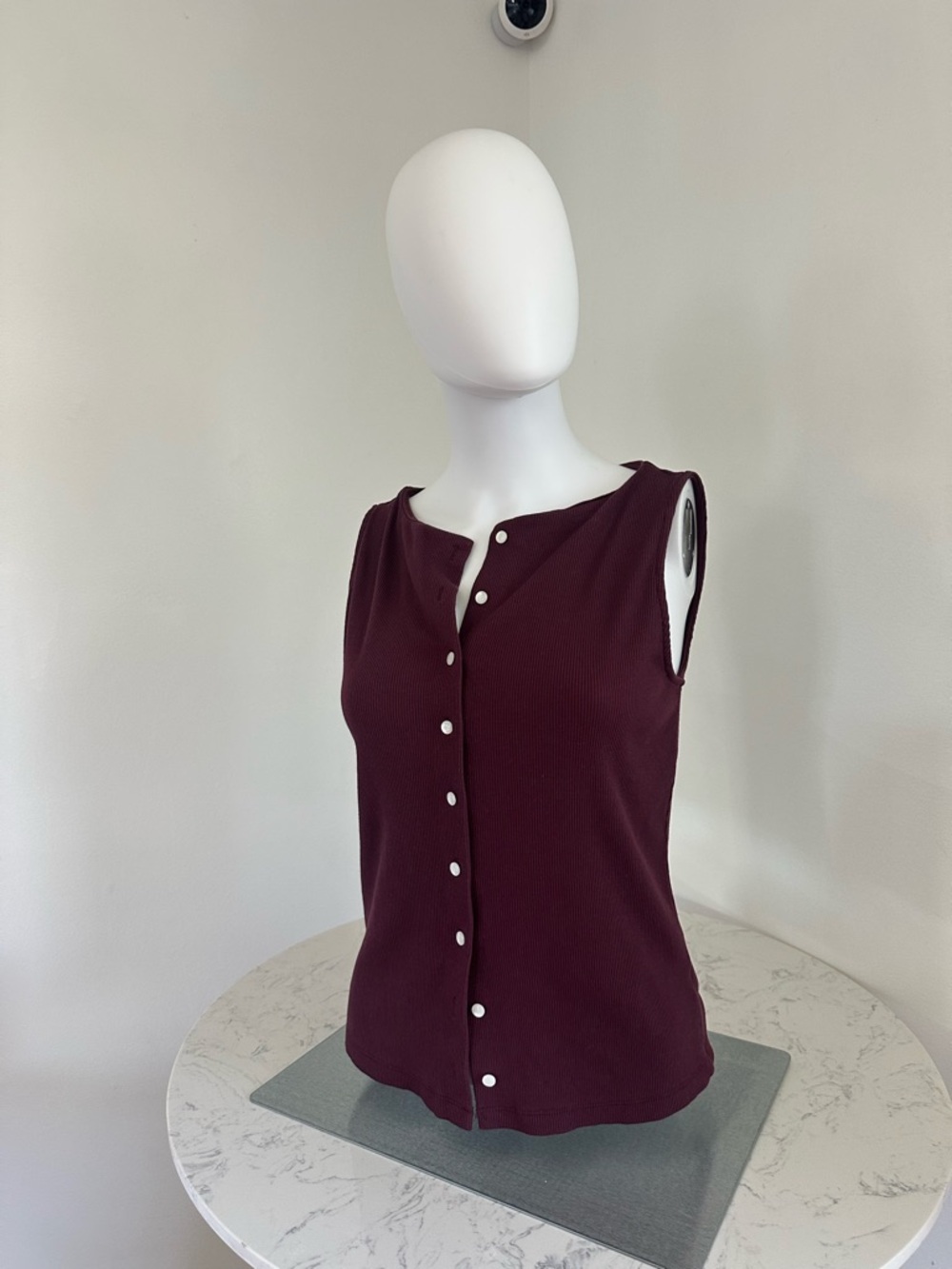 Wild fable Sleeveless Button-Front Ribbed Top — Burgundy
